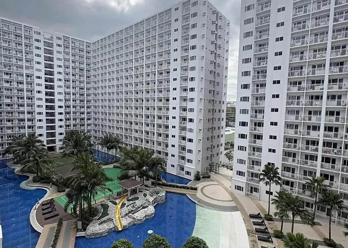 Near Naia Airport And Mall Of Asian Leogie Cozy Aparthotel Manila